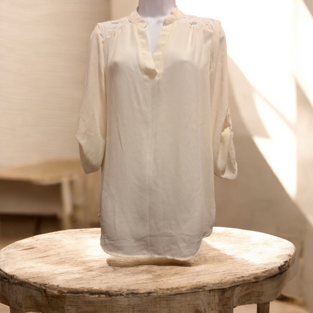 Rue21 Cream V-Neck Blouse